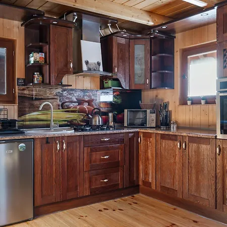 Nad Sadem Alpesi faház *